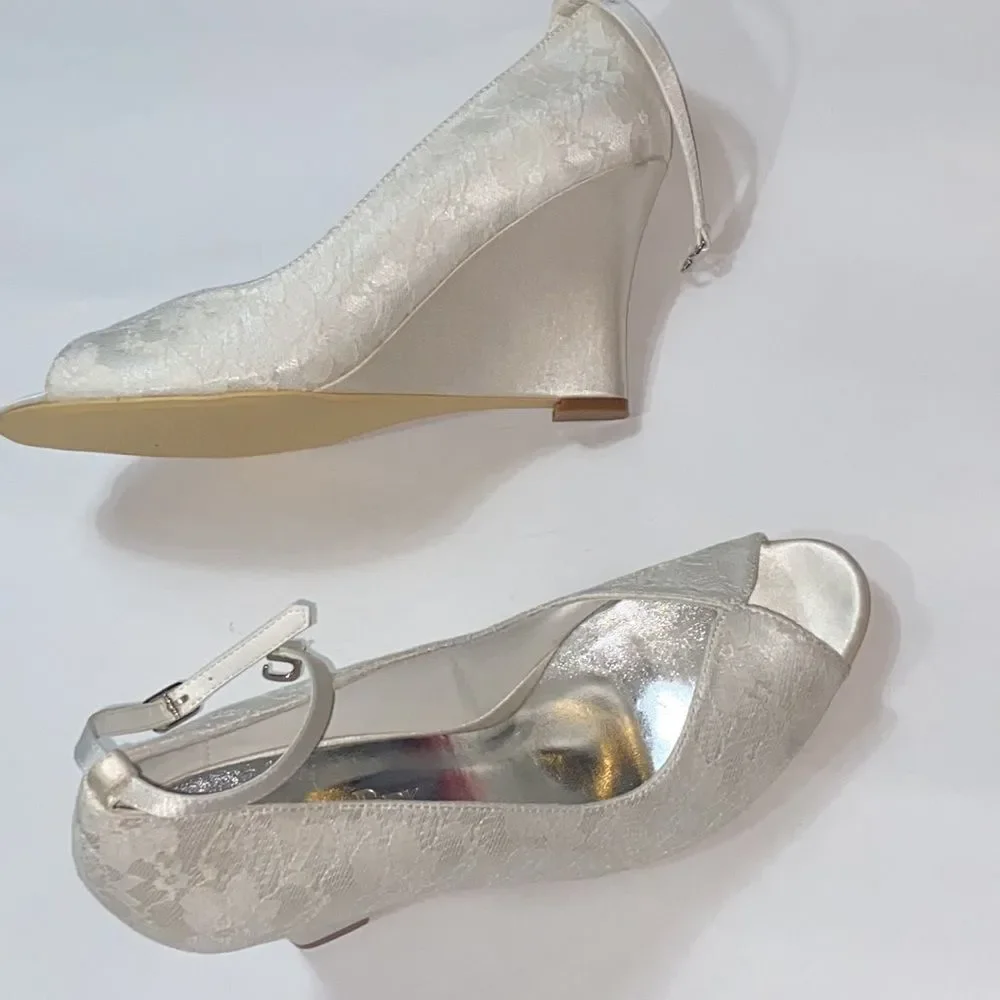 Elegant Park Women Shoes Size 40